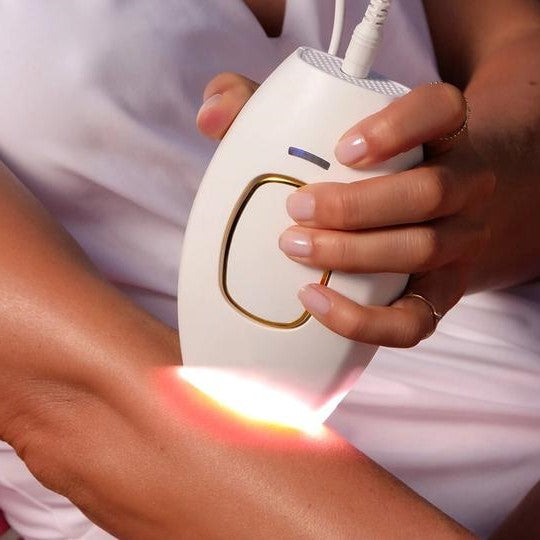IPL Laser Hair Removal Handset for Painless Permanent Hair Reduction