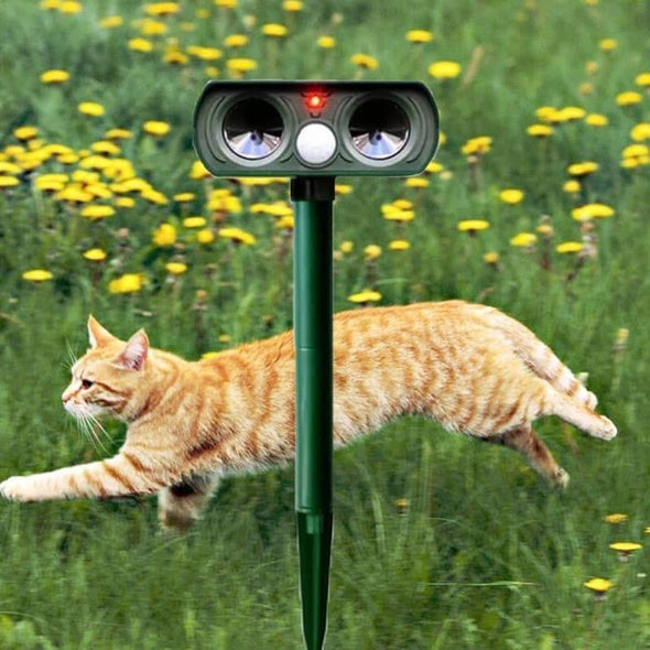 Solar Ultrasonic Animal Repeller, Motion Sensor & Waterproof Pest
