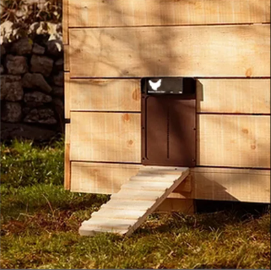 Automatic Chicken Coop Door with Light Sensing, Battery-Powered