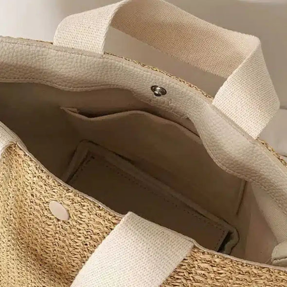 Straw beach bag