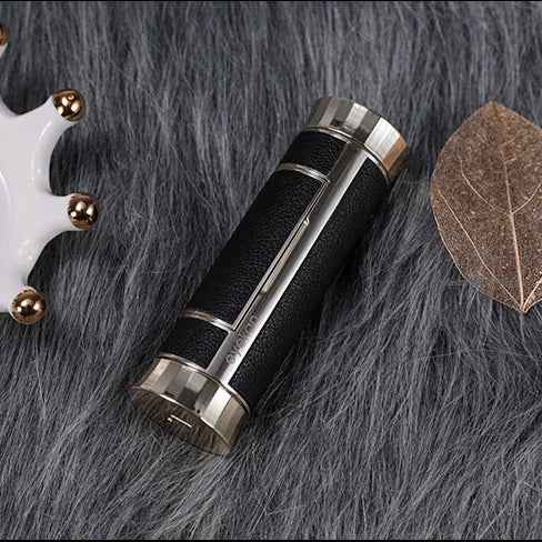 Luxury Lipstick Contact Lens Case - Aroflit