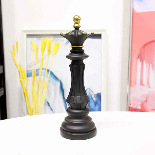 Resin Retro International Chess Figurine - Aroflit